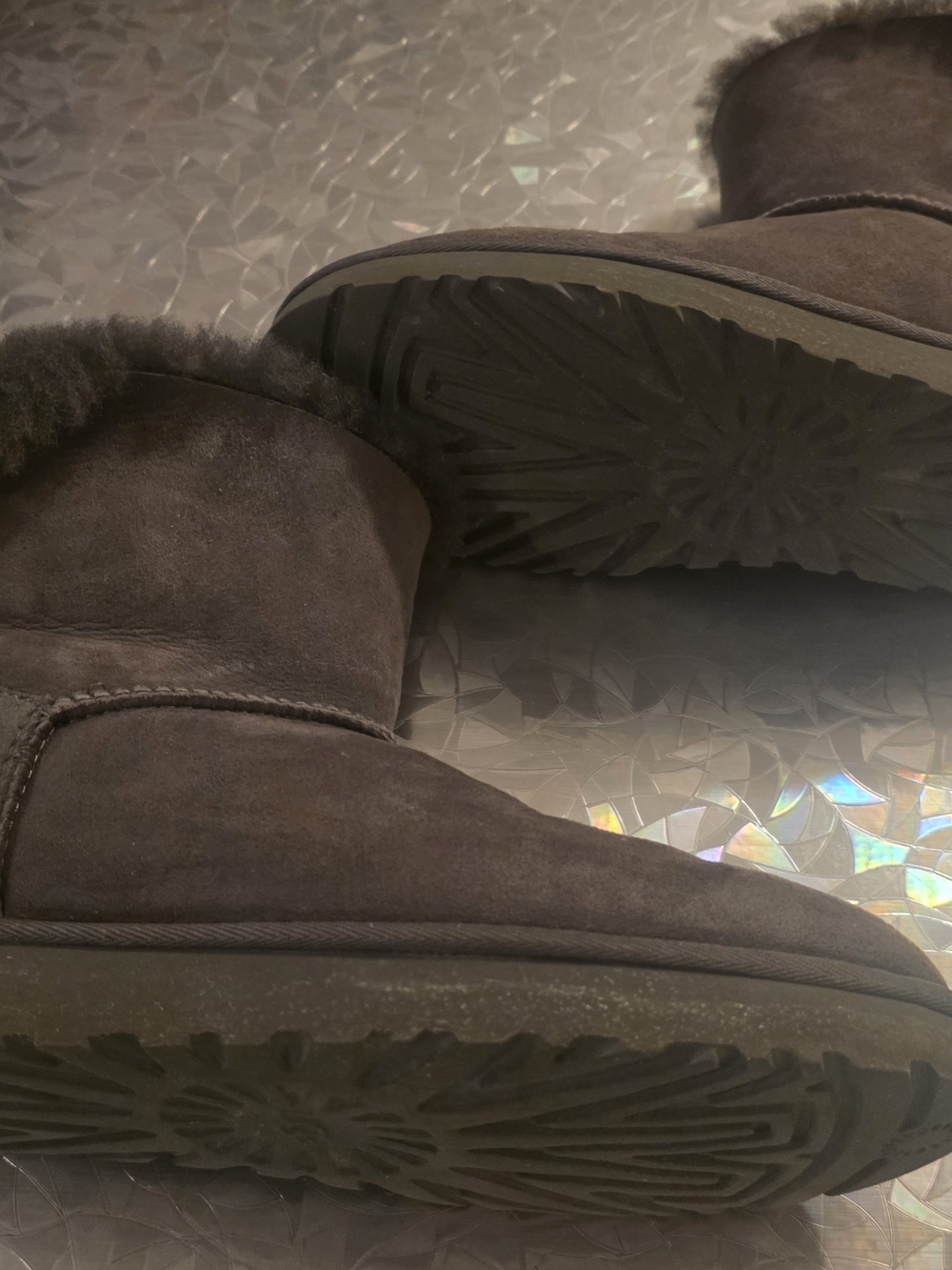 UGG Bailey Bow Mini Boots Size 10 - Picture 3 of 4